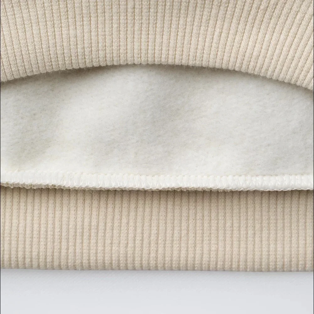 Zara Hello Kitty Sweater NWT | size 12-18 months - Picture 4 of 8